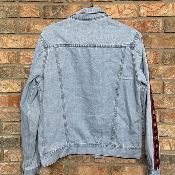 NBA Denim Blue Jean Jacket With Team Logos Size Small Full Button Basketball - Picture 5 of 5